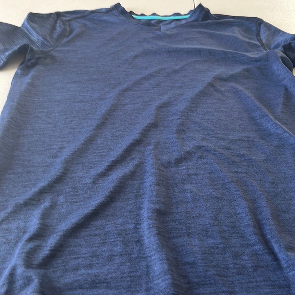 Old navy active tees💙💙💙💙
